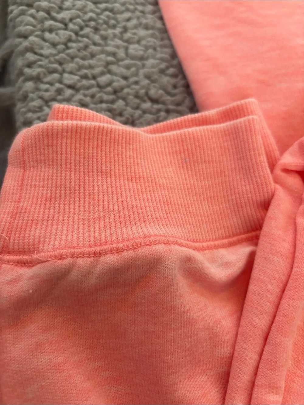 NWOT Roudelain Coral Pink Cozy Pajama Set - Soft Pullover & Drawstring Jogge